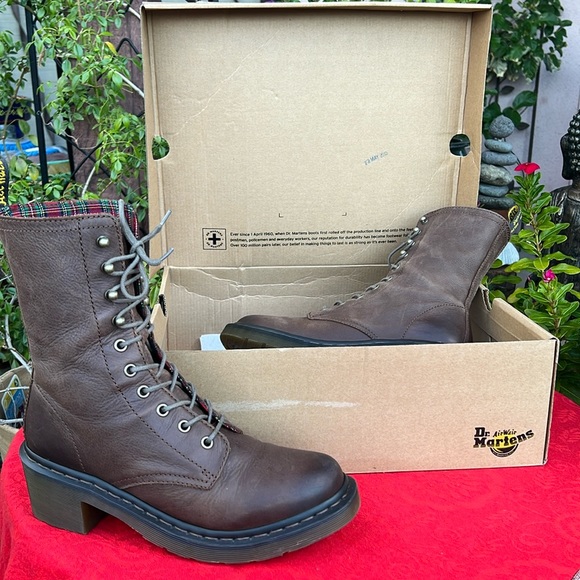 Dr. Martens Granny Style Plaid Lined Mid Calf Lace Up Heeled Brown Leather Boots - Picture 17 of 17